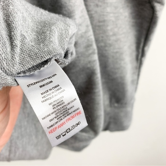 RAE DUNN Boss Lady Gray Crewneck Sweatshirt Sz S - Picture 5 of 6